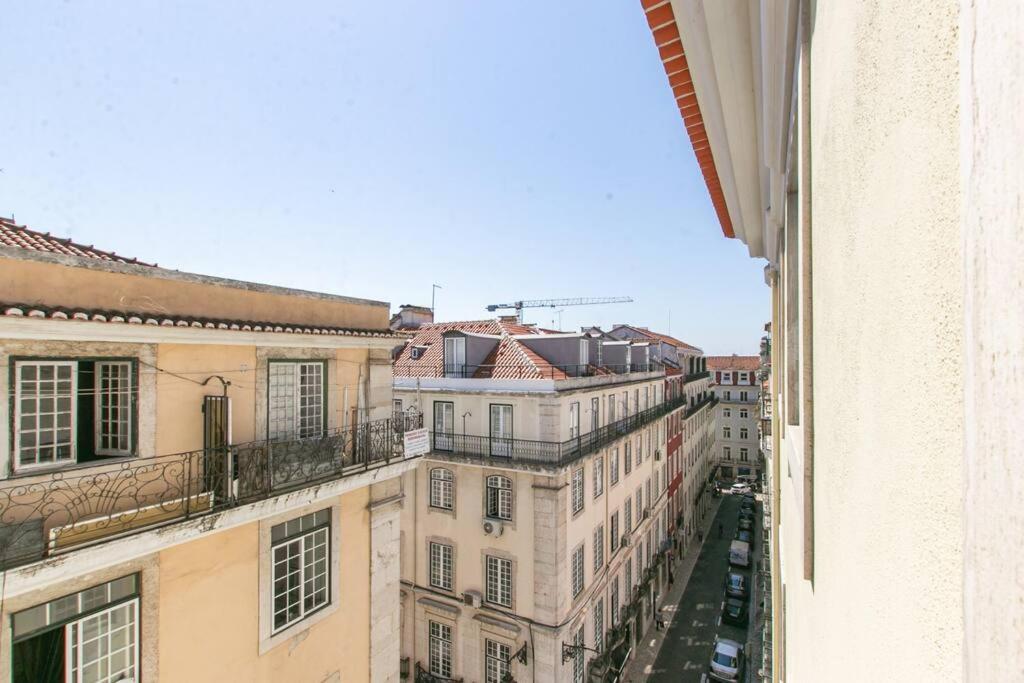 Made For The City Lovers- Urban Charm In Chiado Lisboa Exterior foto